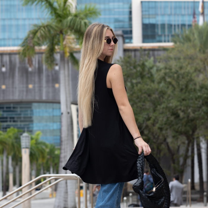 Sleeveless Cardigan Vest (Straight Hem Pockets)