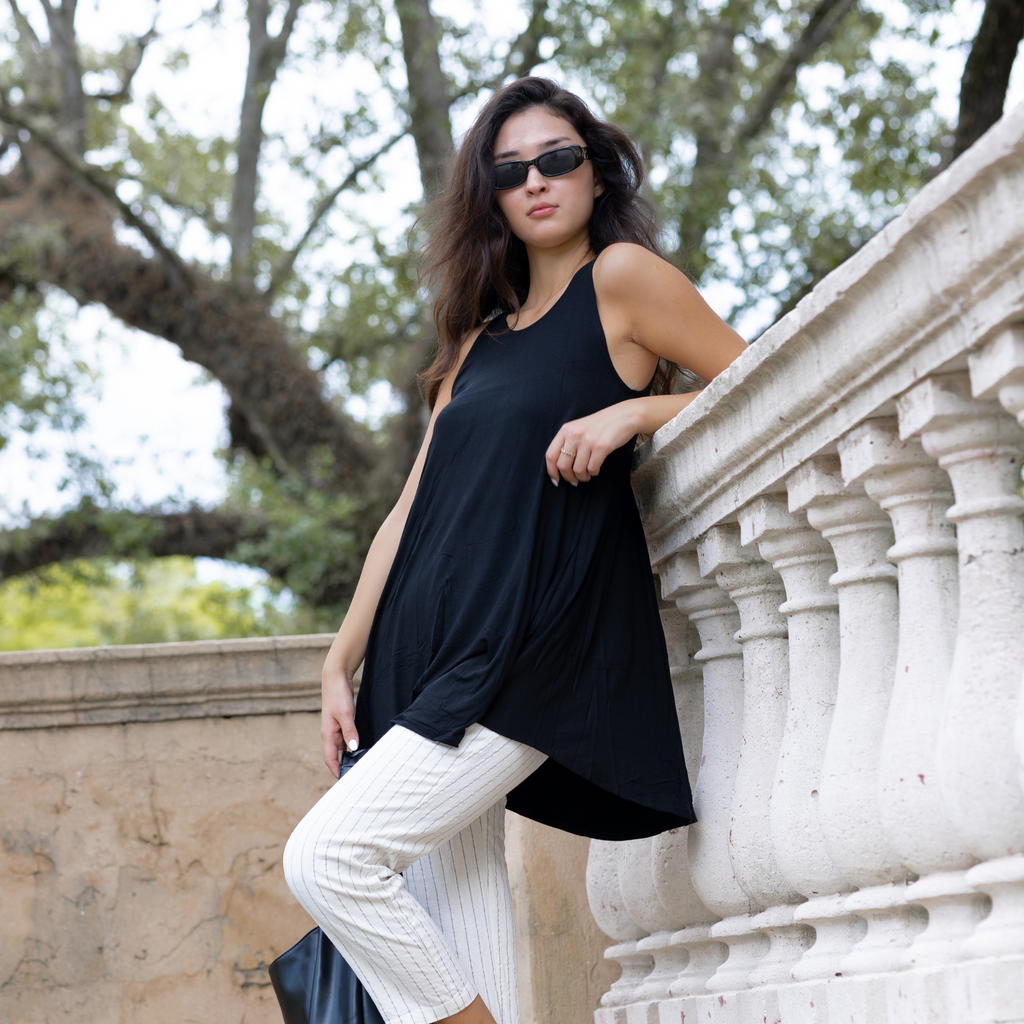 Sleeveless Tunic Top – Long Loose Fit Tank Blouse for Casual Wear
