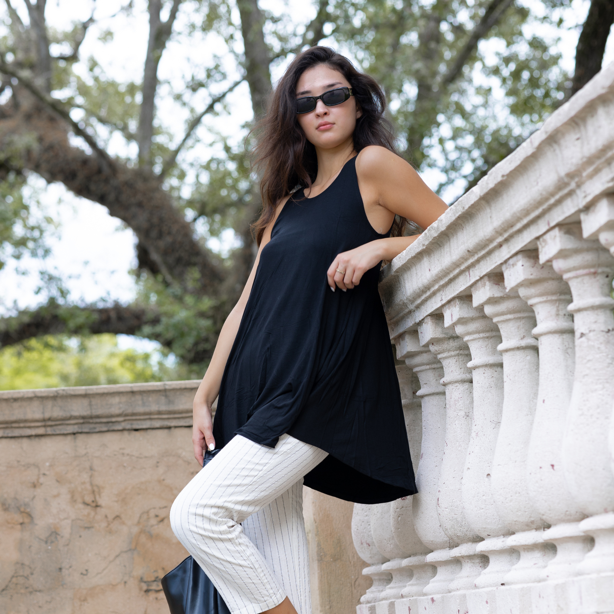 Sleeveless Tunic Top – Long Loose Fit Tank Blouse for Casual Wear